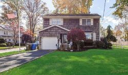  Debra Pl, Sewaren NJ