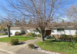 Pre-foreclosure in  Belcrest Way Sacramento, CA 95821