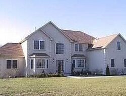 Pre-foreclosure in  Bradford Ln Swedesboro, NJ 08085