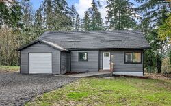 Pre-foreclosure in  Holcomb Spur Rd Kelso, WA 98626