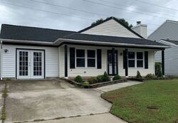 Pre-foreclosure in  Hubbell Ct Virginia Beach, VA 23454