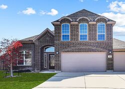 Pre-foreclosure in  Bee Caves Cibolo, TX 78108