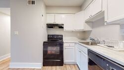 Pre-foreclosure in  Welch Rd Apt P2 Nashville, TN 37211