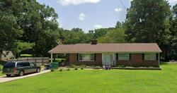 Pre-foreclosure in  Maple Dr Gaffney, SC 29341