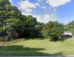 Pre-foreclosure in  Old Spartanburg Hwy Wellford, SC 29385