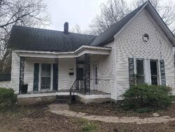 Pre-foreclosure in  Simonton St Covington, TN 38019