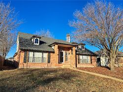 Pre-foreclosure in  Trail Lake Dr Rowlett, TX 75088