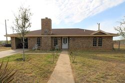 Pre-foreclosure in  Pine Ave Zapata, TX 78076