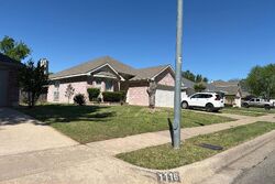 Pre-foreclosure in  Darren Dr Burleson, TX 76028