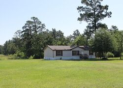 Pre-foreclosure in  Victoria Way Huntsville, TX 77320