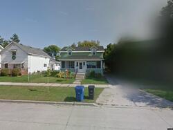 Pre-foreclosure in  Oak St Oshkosh, WI 54901