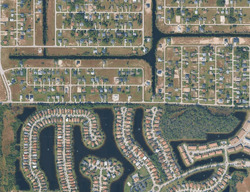 Pre-foreclosure in  Jacaranda Pkwy E Cape Coral, FL 33909