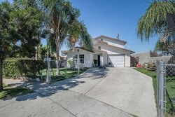 Pre-foreclosure in  S 9th St Fresno, CA 93725