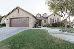  Emerald Isle Way, Bakersfield CA