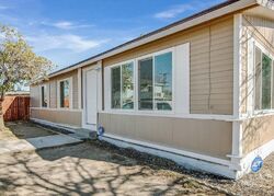 Pre-foreclosure in  Washington Ave Bakersfield, CA 93308
