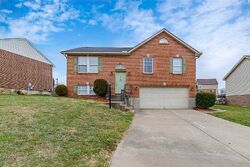 Pre-foreclosure in  Baymiller Ln Burlington, KY 41005