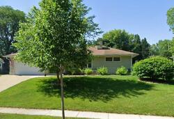 Pre-foreclosure in  Lemira Ave Waukesha, WI 53188