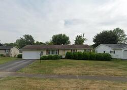 Pre-foreclosure in  Donna Marie Cir N Rochester, NY 14606