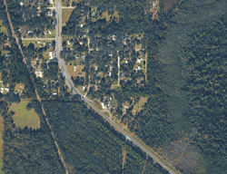Pre-foreclosure in  NE 148th Ter Waldo, FL 32694