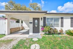 Pre-foreclosure in  SW 12th Pl Fort Lauderdale, FL 33312