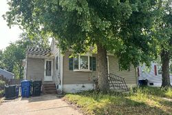 Pre-foreclosure in  CLINTON AVE Belford, NJ 07718