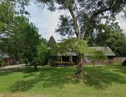 Pre-foreclosure in  SW 20th Ave Newberry, FL 32669
