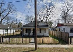 Pre-foreclosure in  Oakwood St Memphis, TN 38108