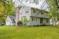  Buttermilk Cir, Webster NY