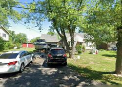 Pre-foreclosure in  Cox Rd Grand Island, NY 14072