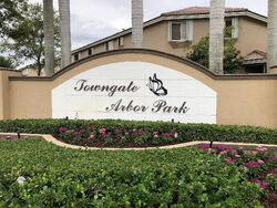 Pre-foreclosure in  SE 19th Ct Homestead, FL 33035