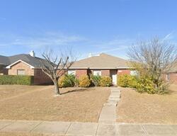 Pre-foreclosure in  Springwater Dr Lancaster, TX 75134