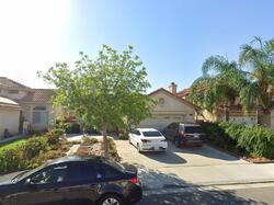 Pre-foreclosure in  Manchester Cir Corona, CA 92879