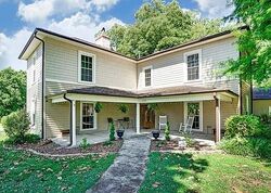 Pre-foreclosure in  Sherrill Ave Lincolnton, NC 28092