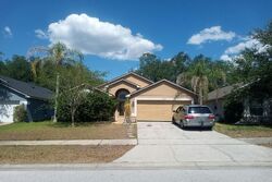 Pre-foreclosure in  Stoneham Dr Groveland, FL 34736
