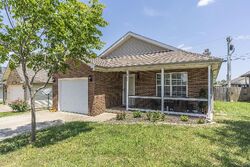  Christopher Dr, Nicholasville KY