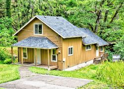 Pre-foreclosure in  Lost Creek Rd Dexter, OR 97431
