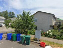 Pre-foreclosure in  SE 139th Ave Clackamas, OR 97015