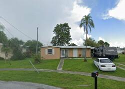 Pre-foreclosure in  Marius Rd North Port, FL 34287