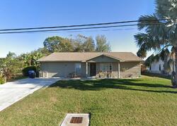 Pre-foreclosure in  S Venice Blvd Venice, FL 34293