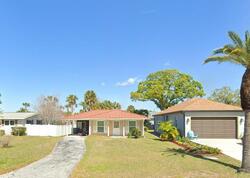 Pre-foreclosure in  Groveland Ave Venice, FL 34285