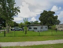 Pre-foreclosure in  Lake Lawne Ave Orlando, FL 32808