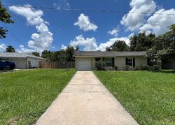 Pre-foreclosure in  SE 95th Ter Belleview, FL 34420