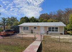 Pre-foreclosure in  Cartagena Ave Fort Myers, FL 33905