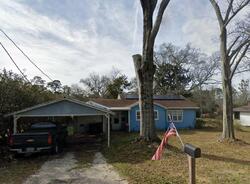 Pre-foreclosure in  Rocky Ave Cantonment, FL 32533