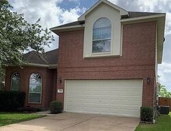 Pre-foreclosure in  Meadow Bay Dr Dickinson, TX 77539