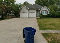 Pre-foreclosure in  OAKWOOD DR Buffalo, NY 14221