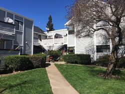 Pre-foreclosure in  Auburn Oaks Ct APT U Citrus Heights, CA 95621