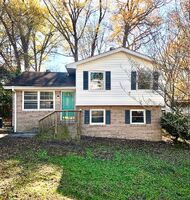 Pre-foreclosure in  Dawson Dr West Columbia, SC 29169