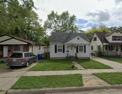 Pre-foreclosure in  Lozier Ave Warren, MI 48089