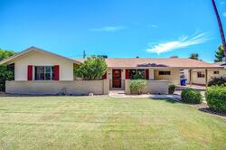 Pre-foreclosure in  E Campus Dr Tempe, AZ 85282